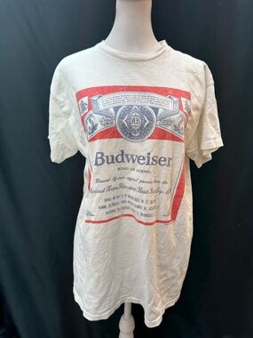 Junk Food White Short Sleeve Tee with Budweiser Red and Navy Label Graphic S